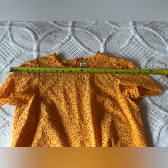 Collared Eyelet Top - Picture 6 of 8